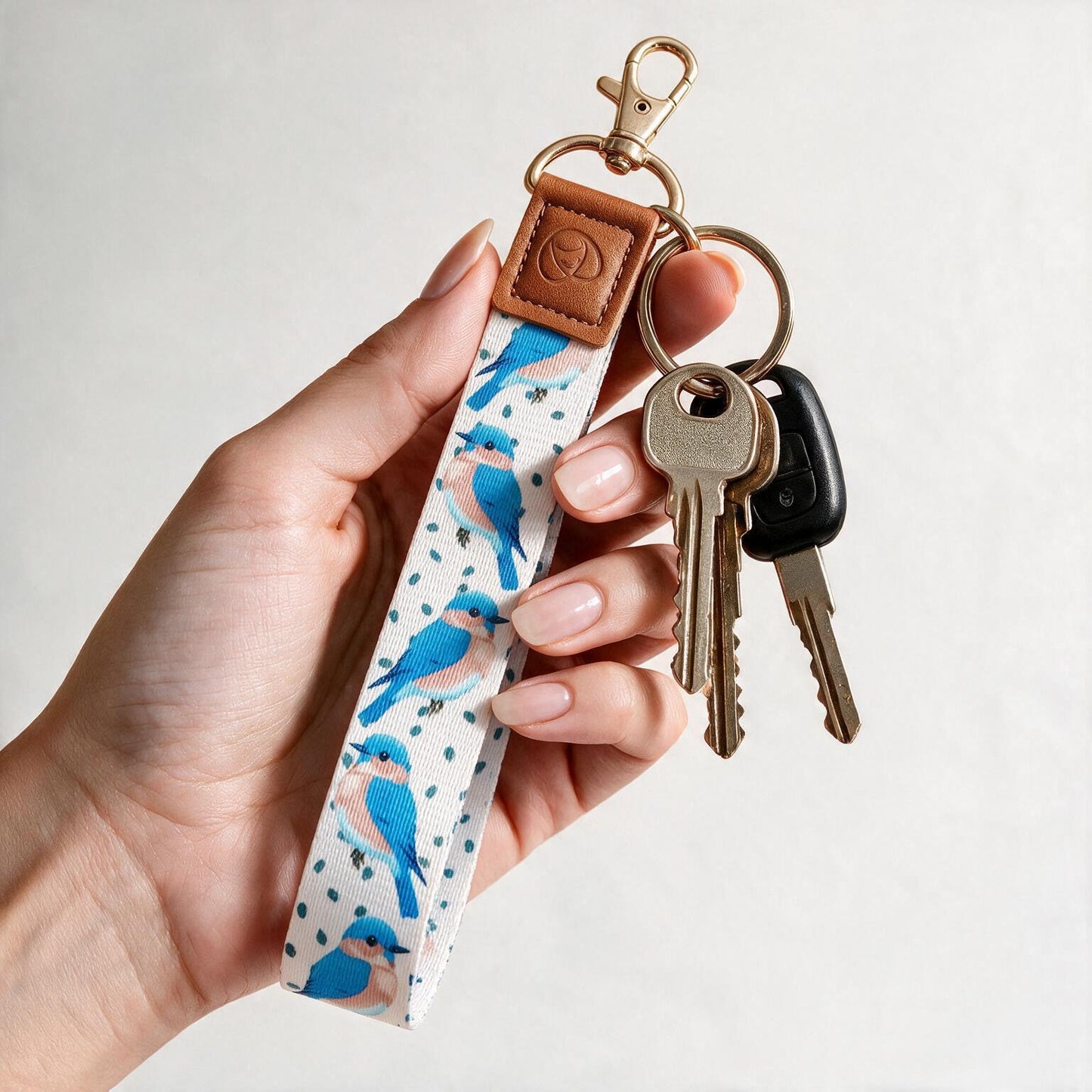 Trendy Hands-free keychain wristlet - Bluebird