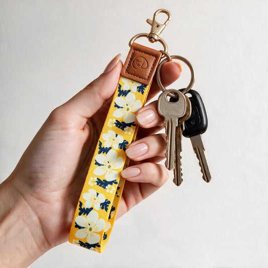 Trendy Hands-free keychain wristlet - GOLDEN