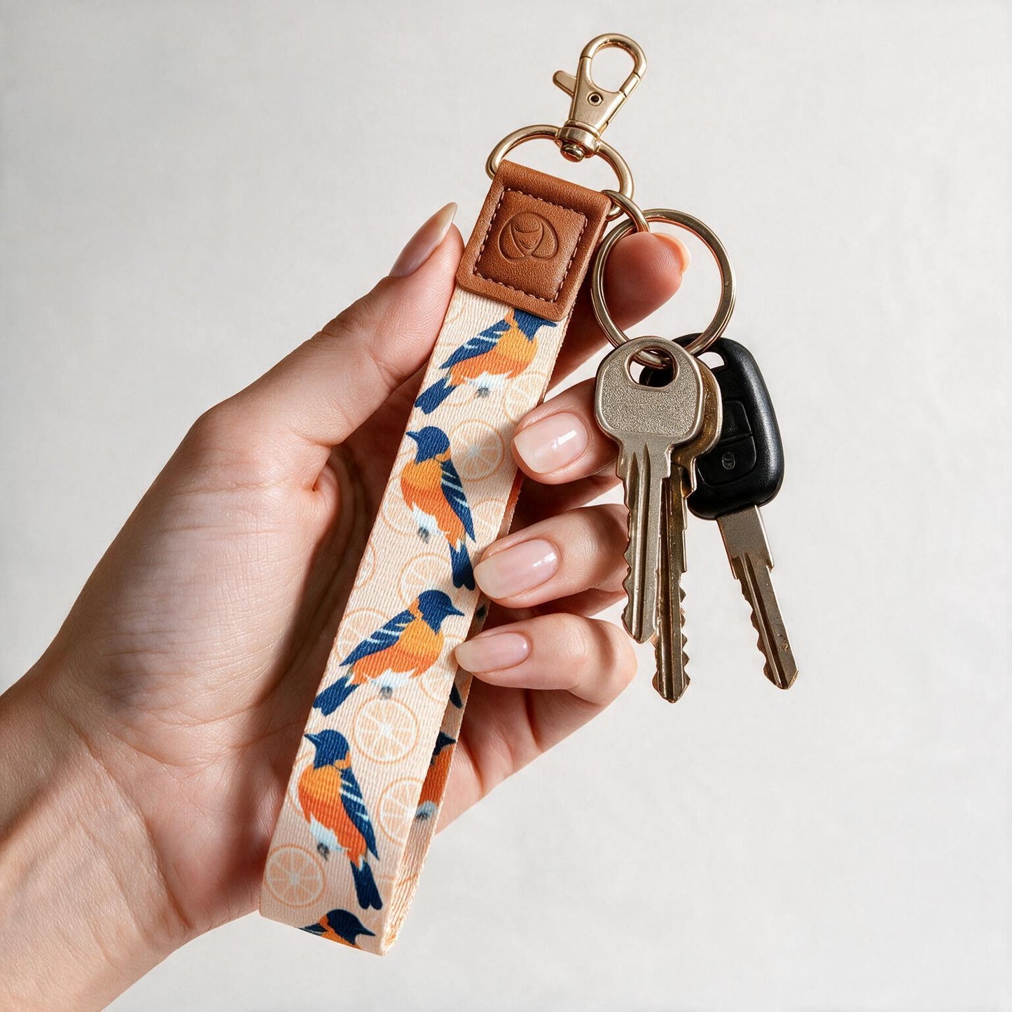 Trendy Hands-free keychain wristlet - ORIOLE